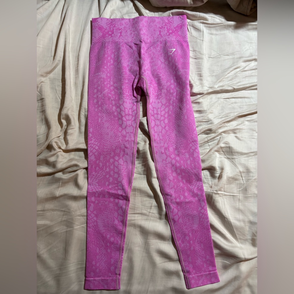 Women’s Gymshark Whitney Animal Leggings in Pink